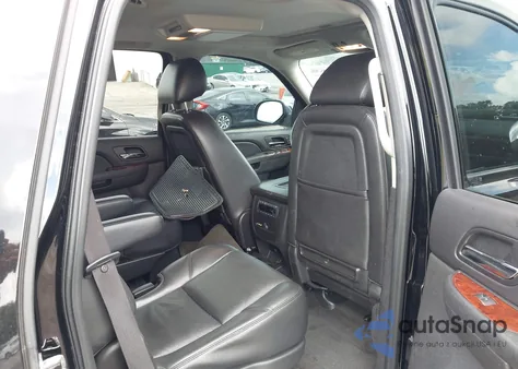 2013 Chevrolet Tahoe Ltz из США, поврежденный, VIN 1GNSCCE00DR123350